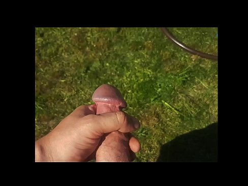 ❤️ A guapa quente recibe o seu coño rosa fodido e corre cun chorro nun xardín de verán ❤❌ Sexo de calidade en % gl.bsglass.ru % ☑